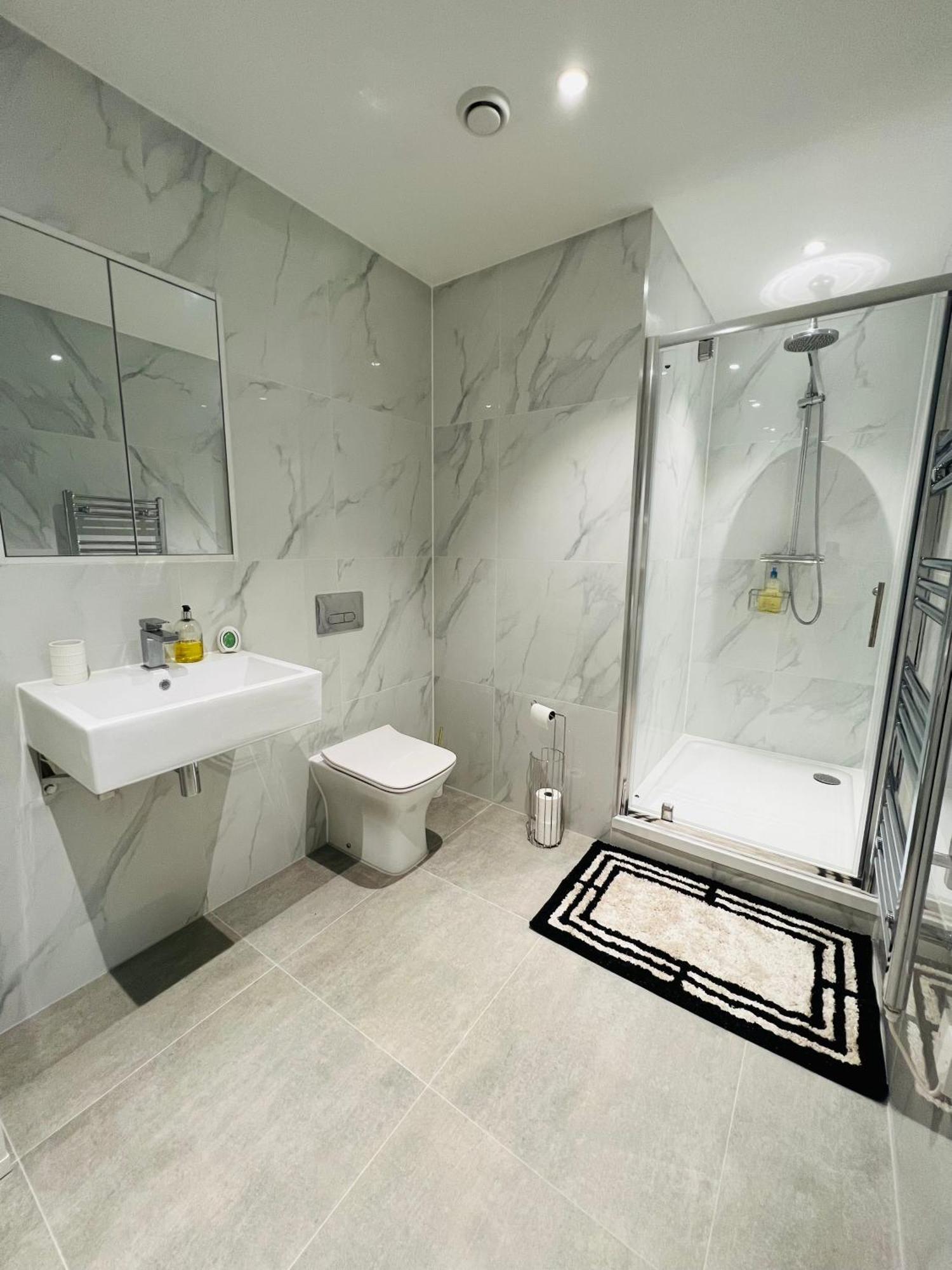 Stunning New Penthouse Apartment Southend-on-Sea Exteriör bild