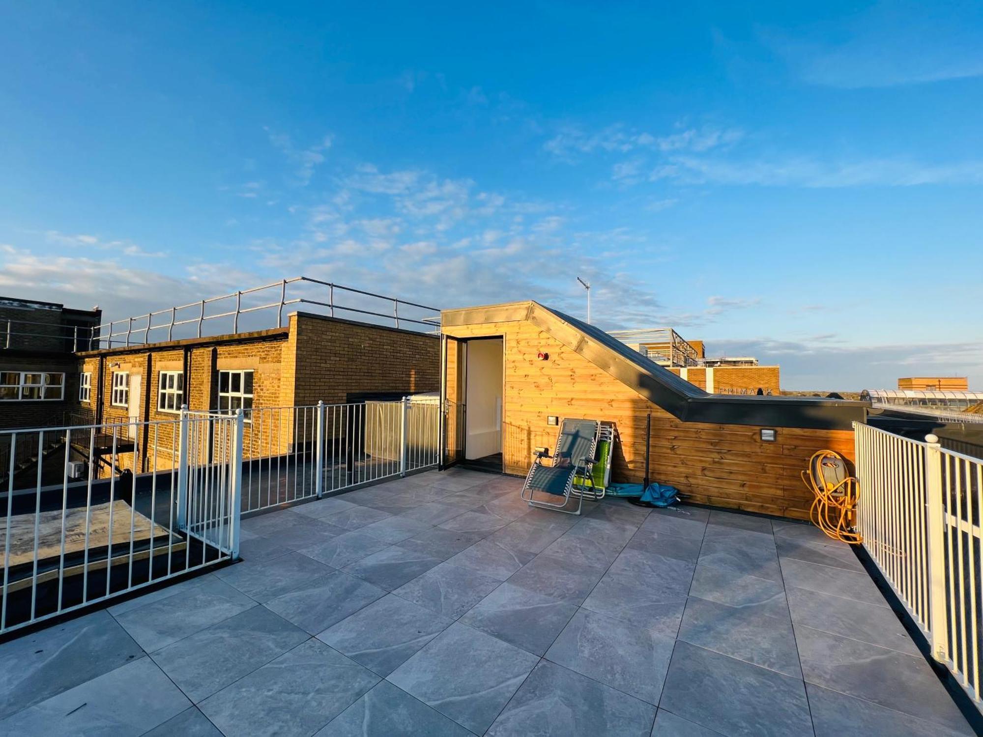 Stunning New Penthouse Apartment Southend-on-Sea Exteriör bild
