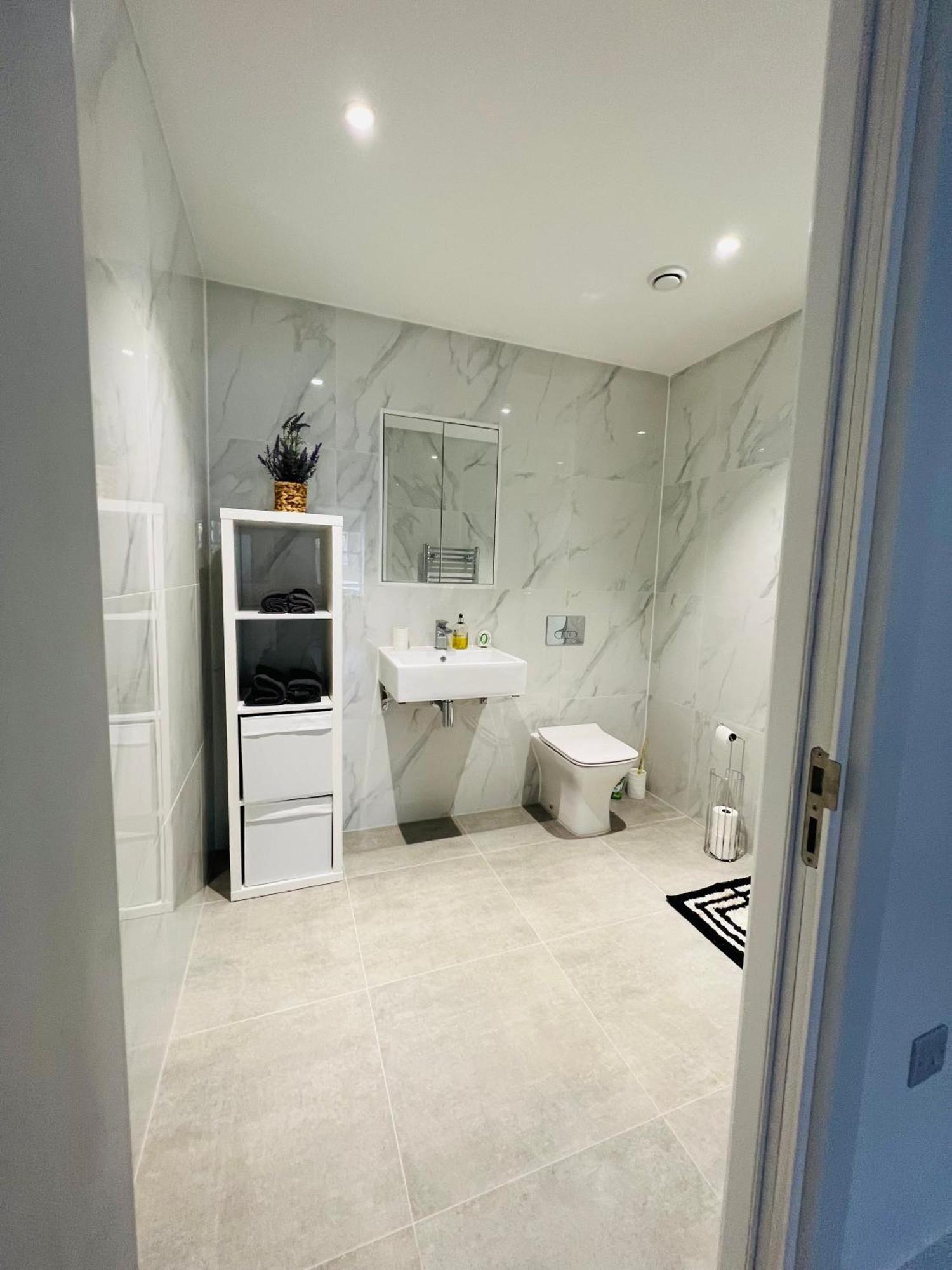 Stunning New Penthouse Apartment Southend-on-Sea Exteriör bild